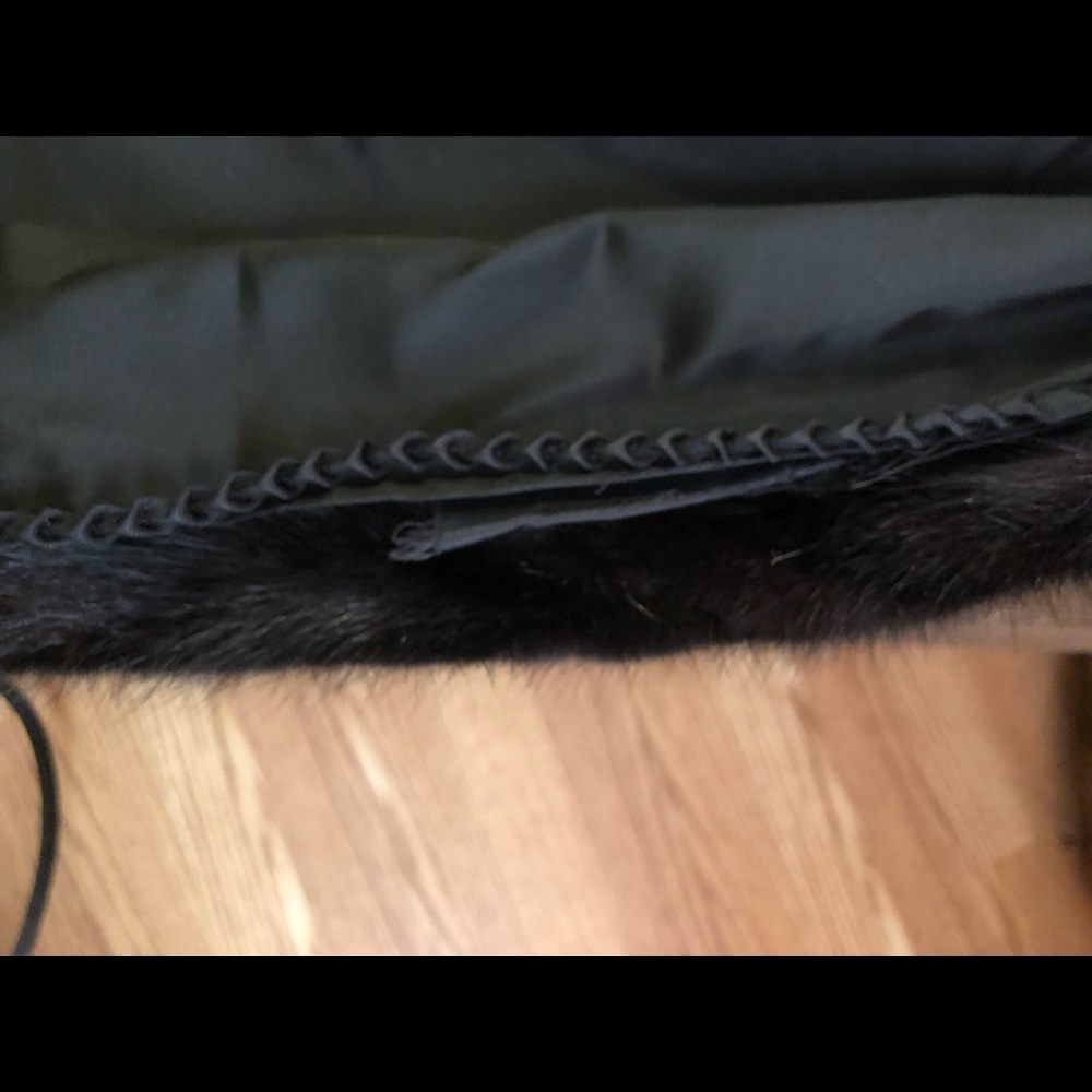 Mink Coat - Picture 8 of 8
